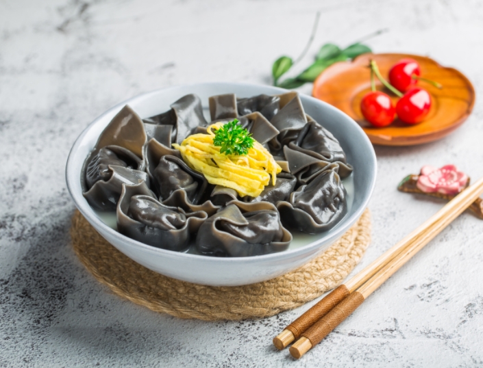 餛飩源頭工廠(chǎng)直供模式解析：如何降低餐飲企業(yè)30%采購(gòu)成本