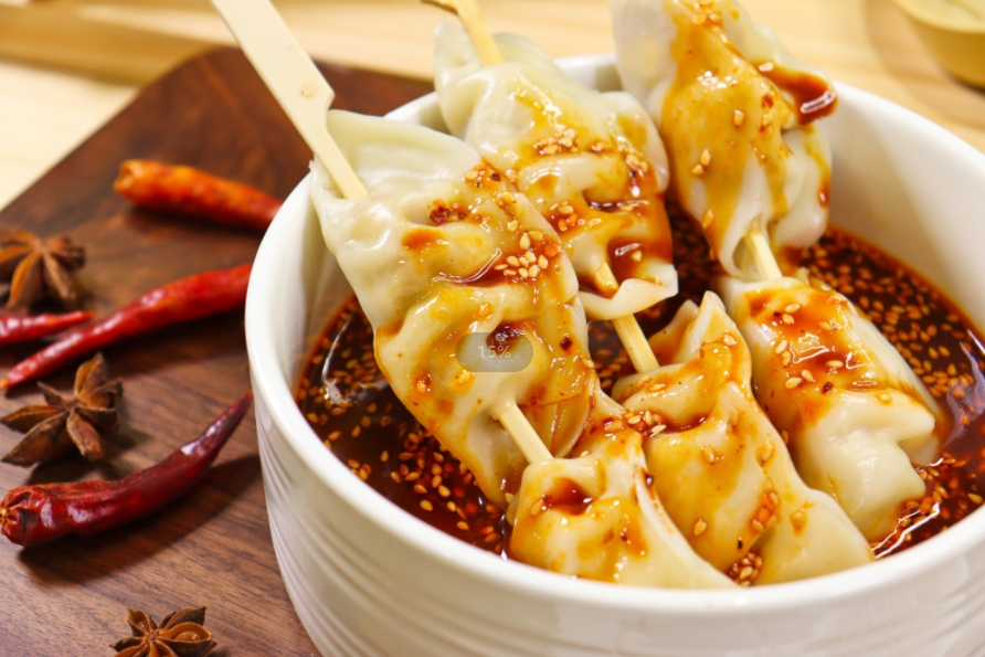 從代工到共創(chuàng)：旺年食品工廠(chǎng)的定制化服務(wù)如何破局同質(zhì)化競(jìng)爭(zhēng)？